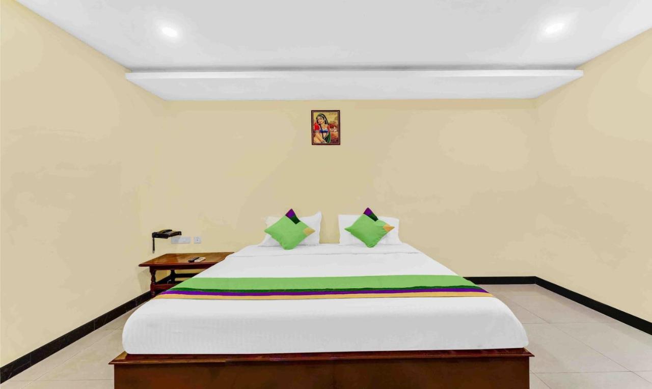 Hotel Treebo B Coral, 2 Km From Promenade Beach Pondicherry Exterior foto